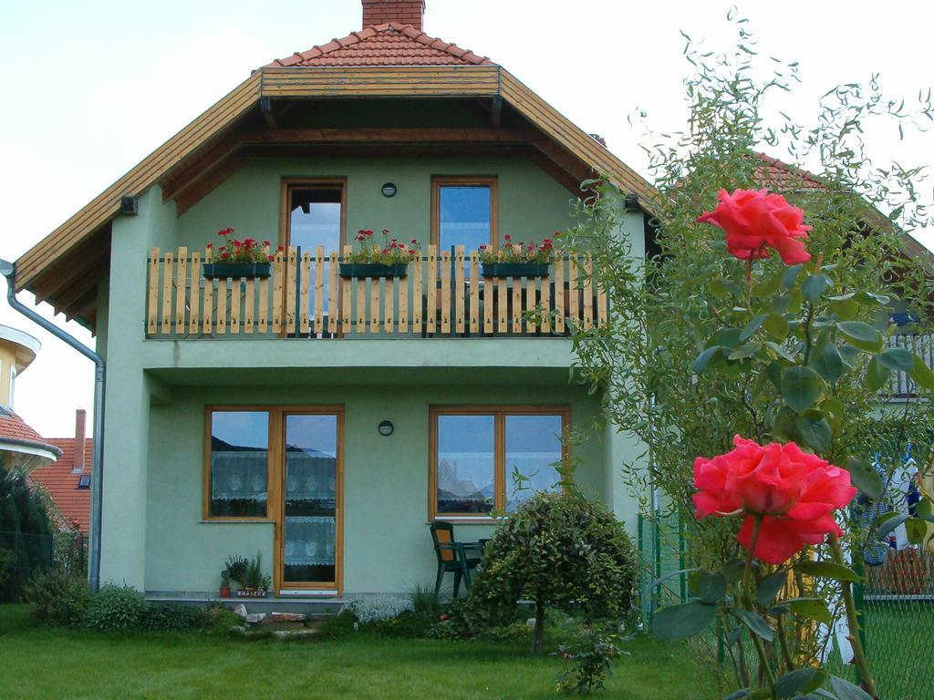 Apartman Nora Ii. Buk Exterior photo